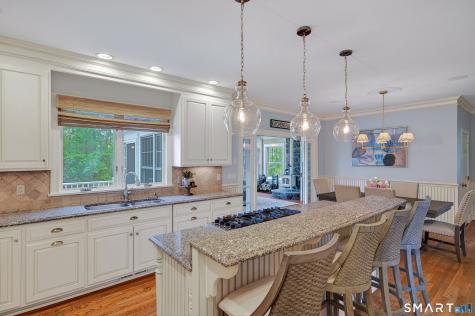 16 Farm Meadow Road Newtown CT 06470