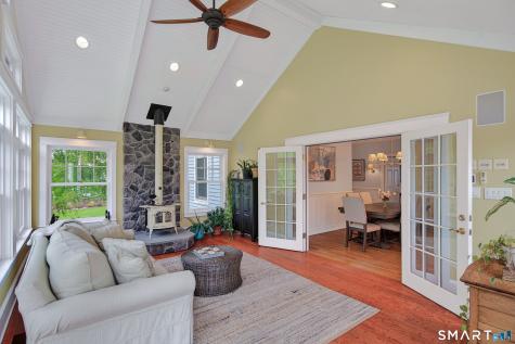 16 Farm Meadow Road Newtown CT 06470
