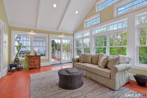 16 Farm Meadow Road Newtown CT 06470