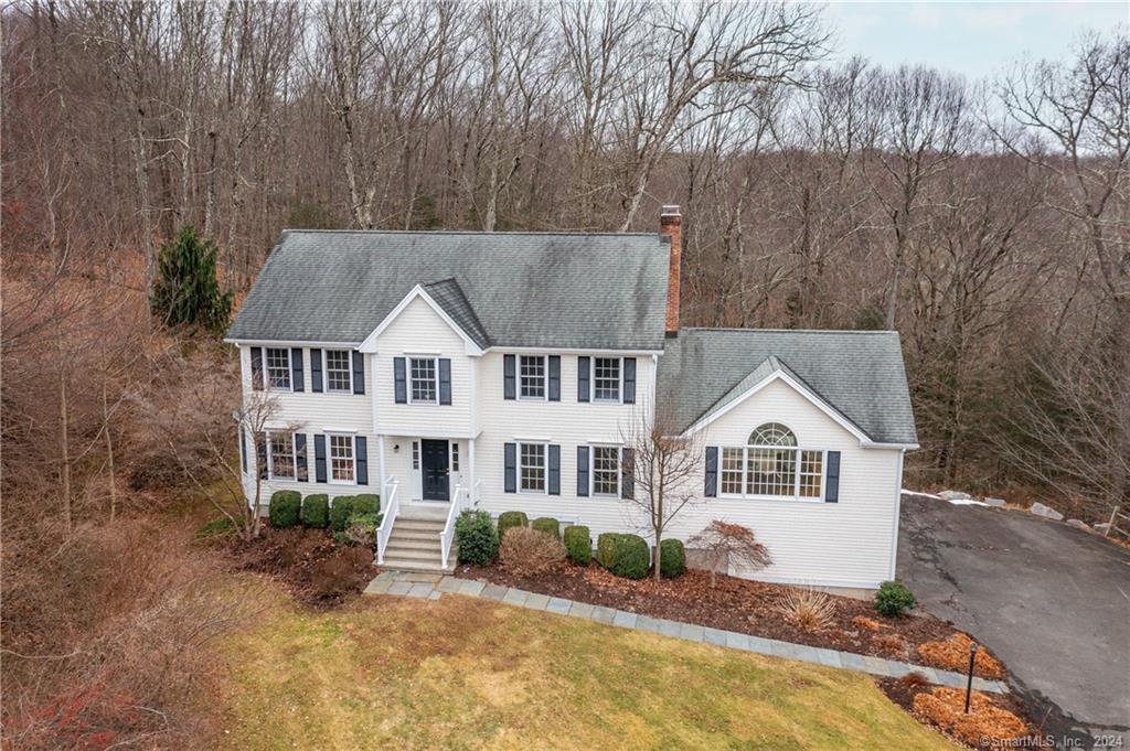 10 Mountain Manor Road Newtown CT 06482