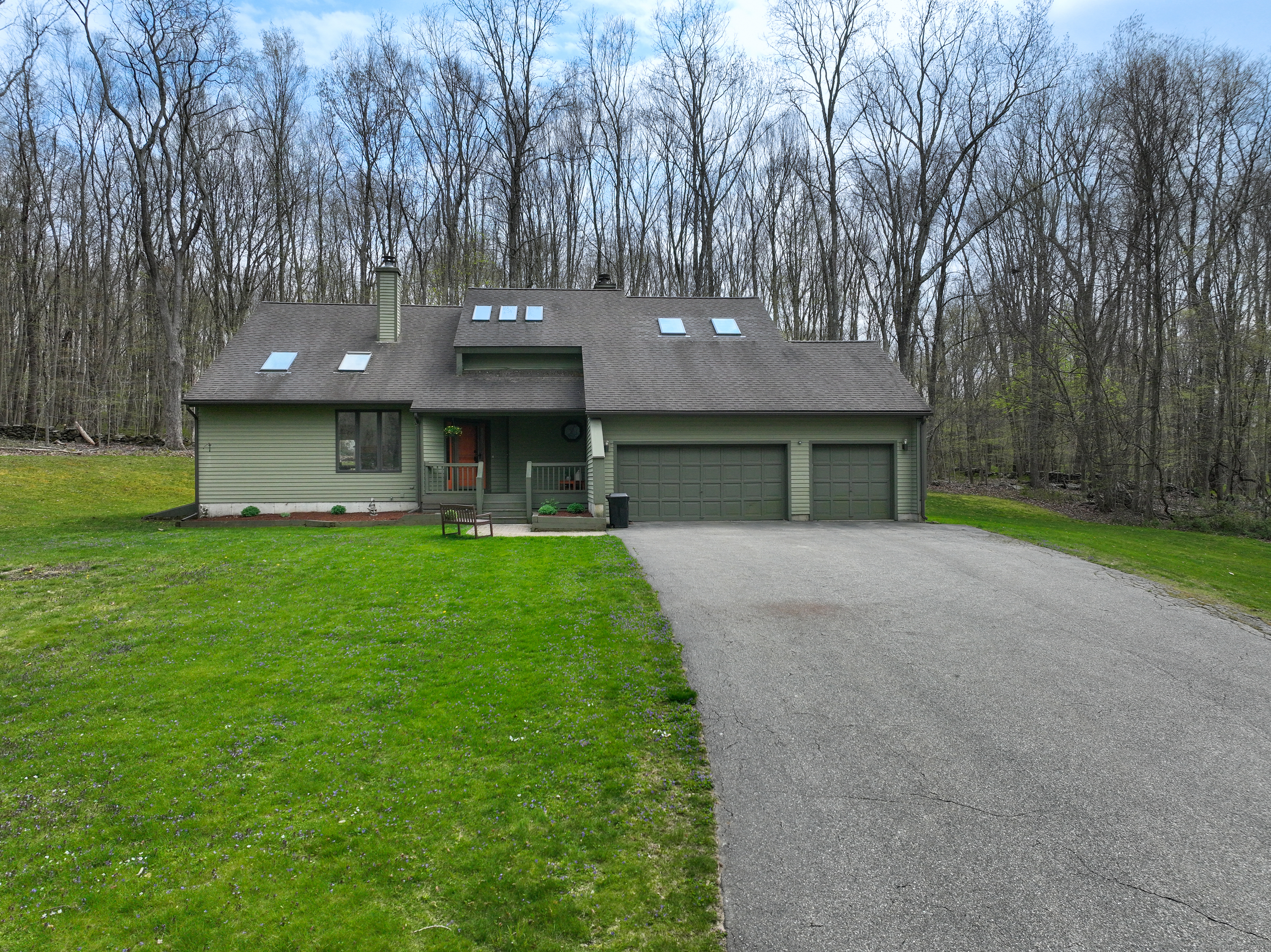 19 Hillside Drive Lebanon CT 06249