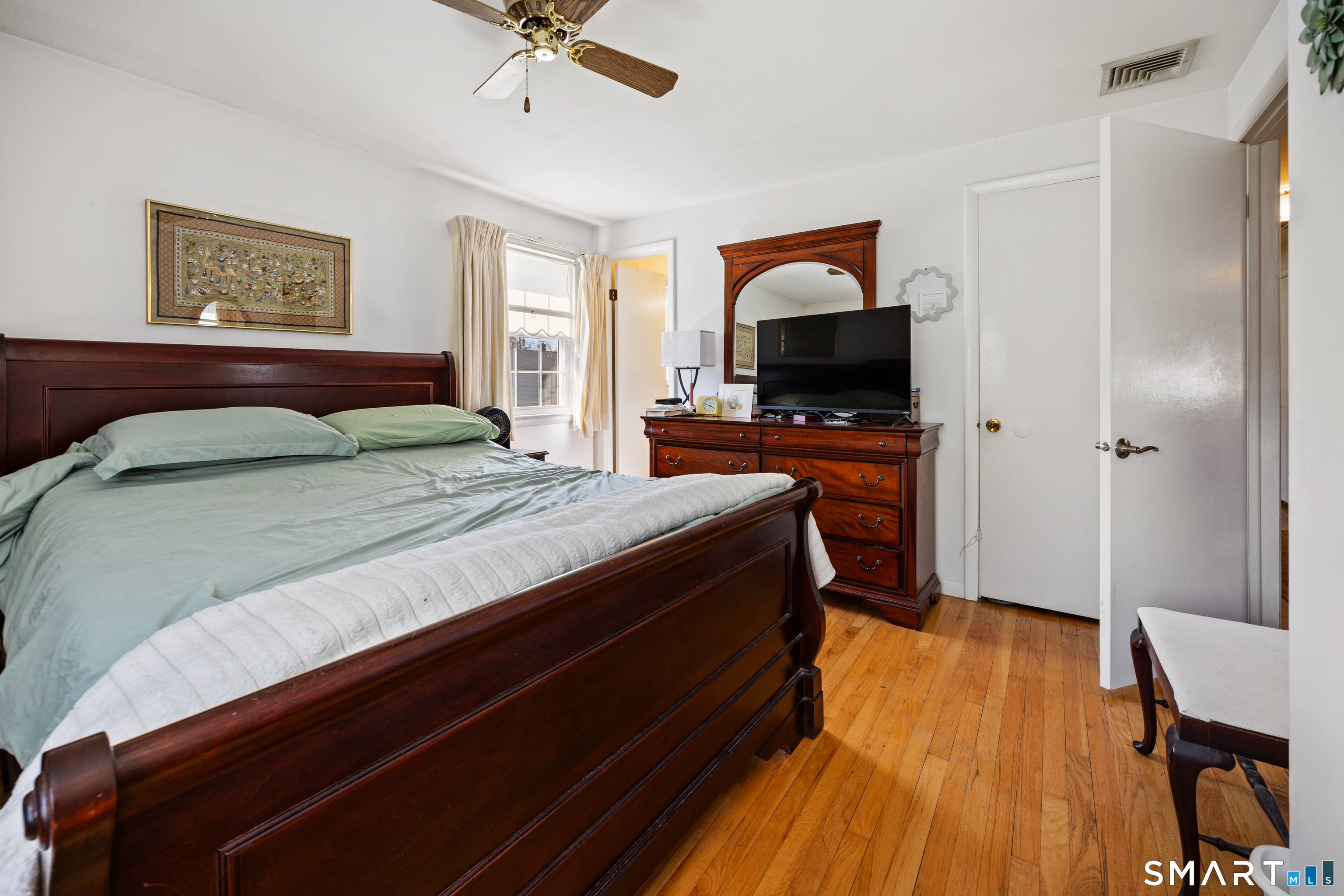 10 Brightwood Lane Branford CT 06405