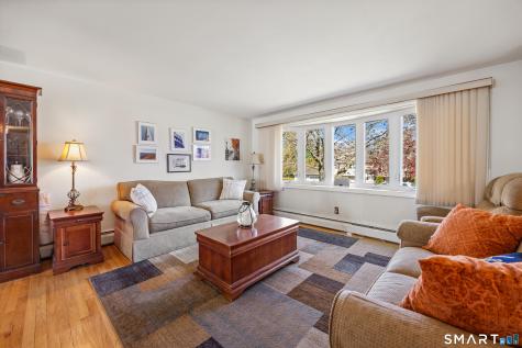 10 Brightwood Lane Branford CT 06405
