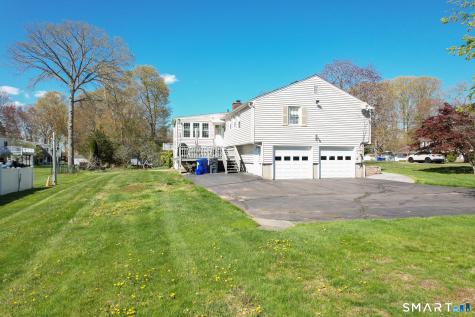 10 Brightwood Lane Branford CT 06405