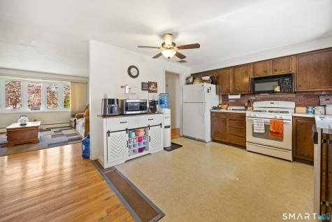 10 Brightwood Lane Branford CT 06405