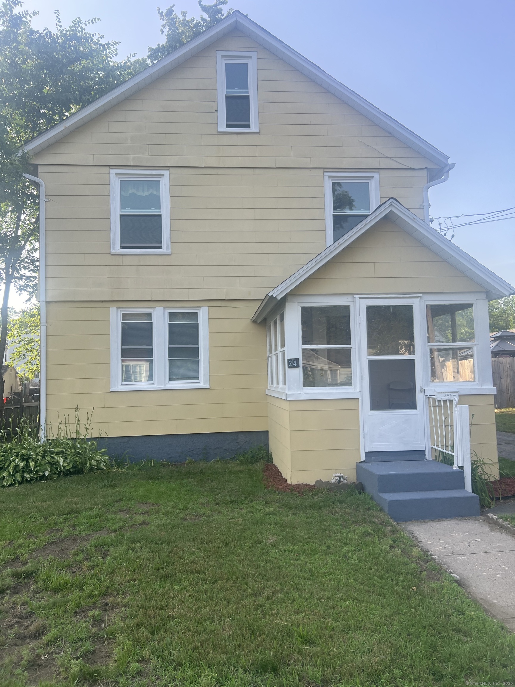 24 Daniel Street East Hartford CT 06108