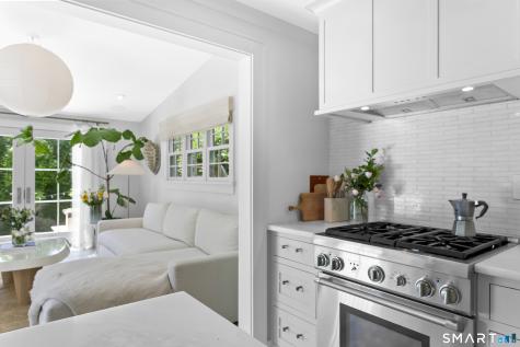 10 Horace Court Fairfield CT 06824