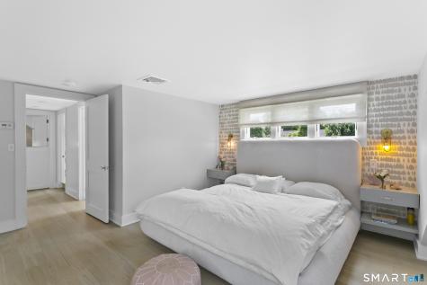 10 Horace Court Fairfield CT 06824