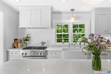 10 Horace Court Fairfield CT 06824