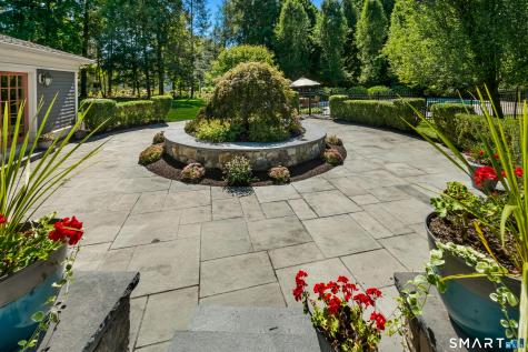 121 Cedar Lane Ridgefield CT 06877