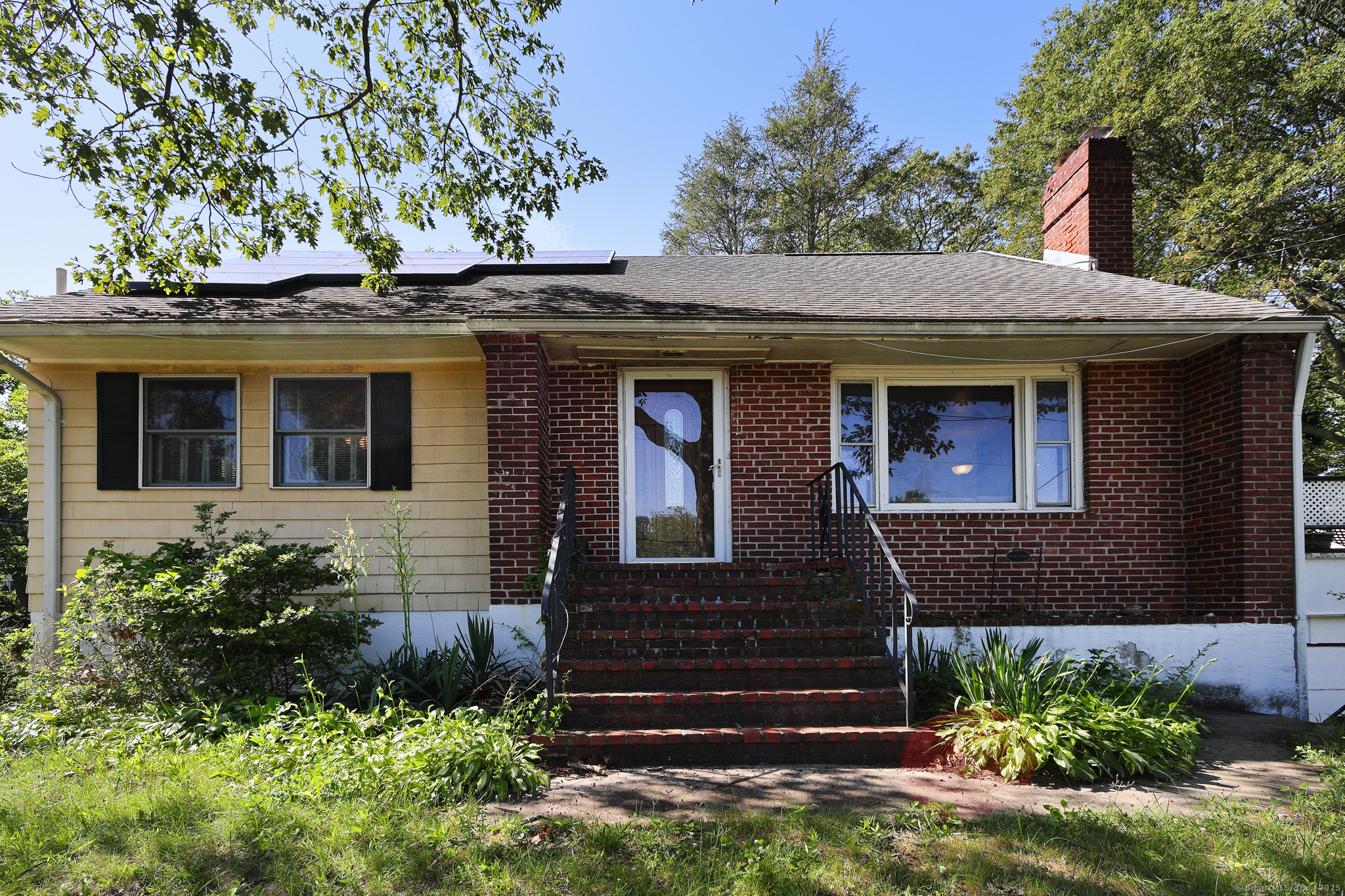 310 Douglas Street Bridgeport CT 06606