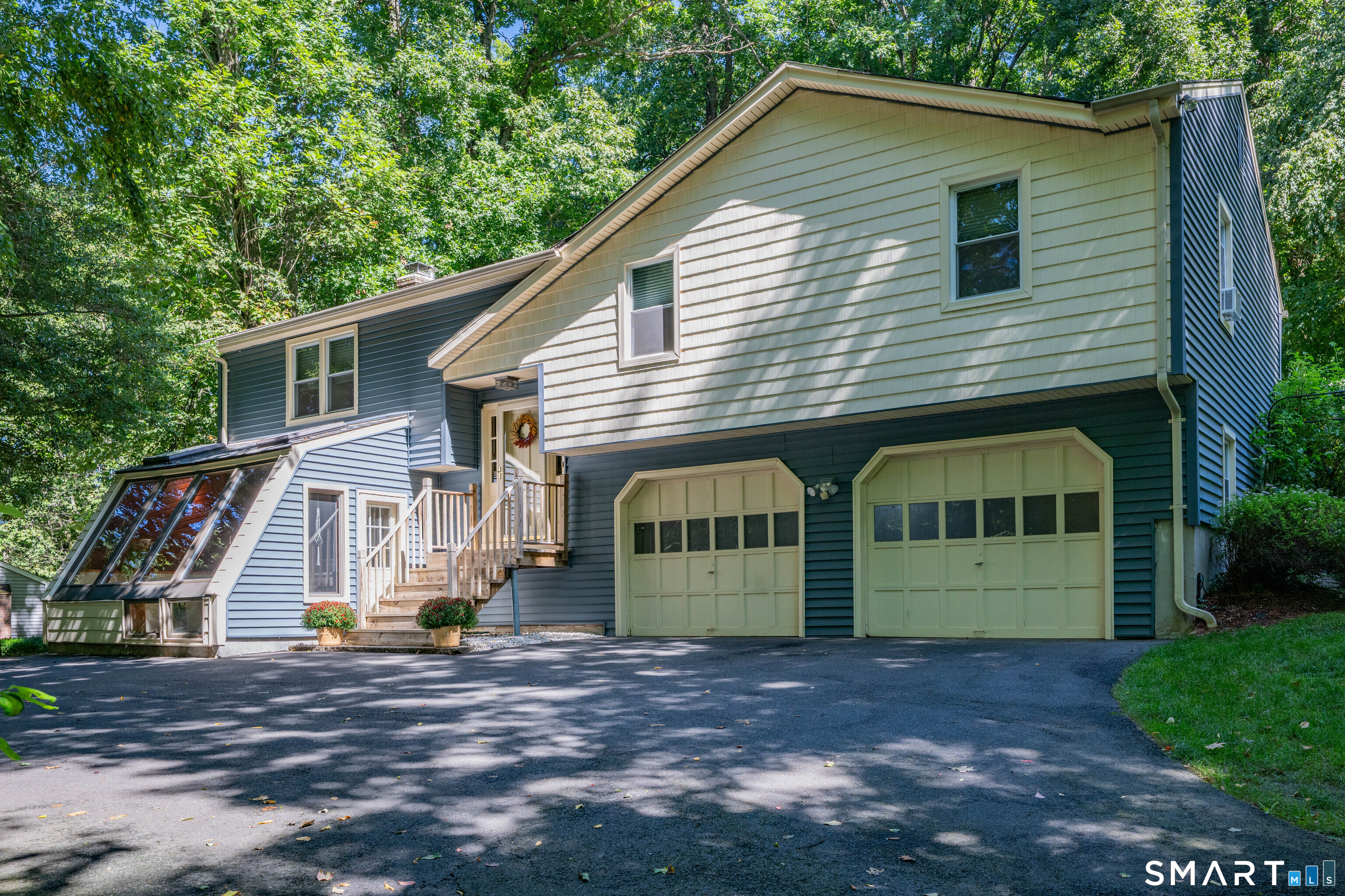 805 Neipsic Road Glastonbury CT 06033