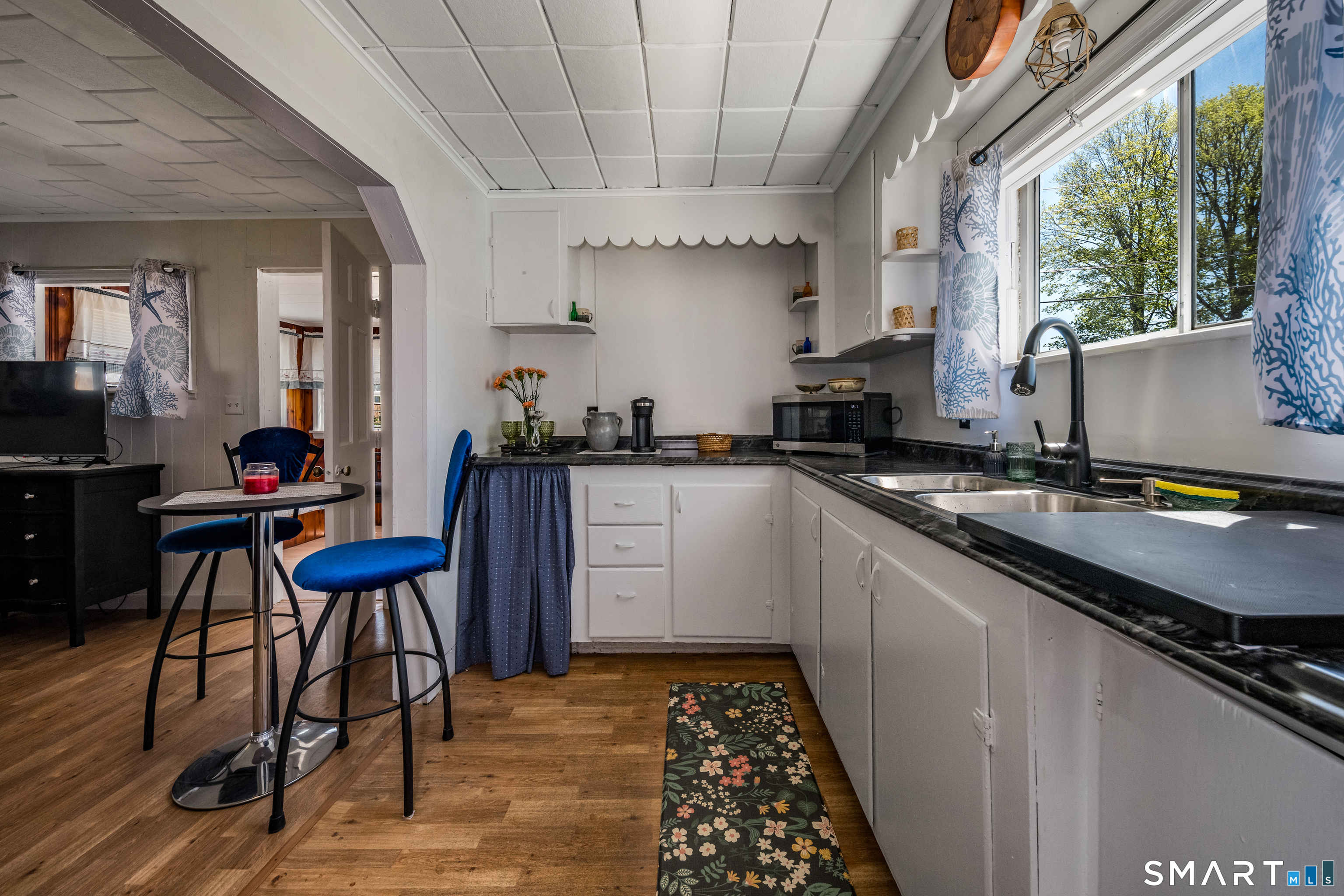 32 North Street Madison CT 06443