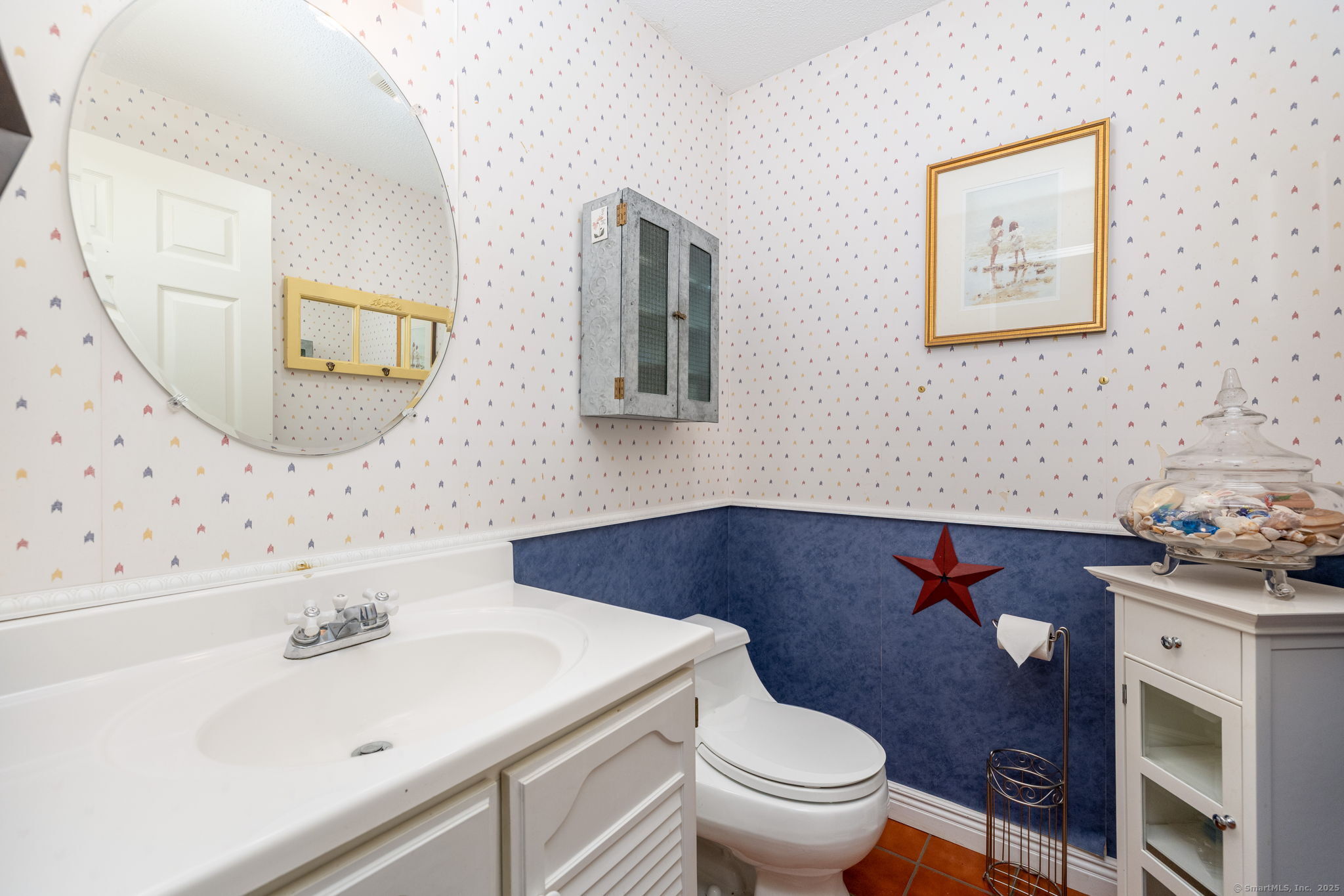 2 Highland Square Avon CT 06001