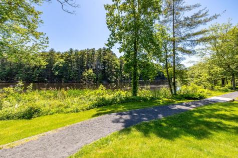 2 Highland Square Avon CT 06001