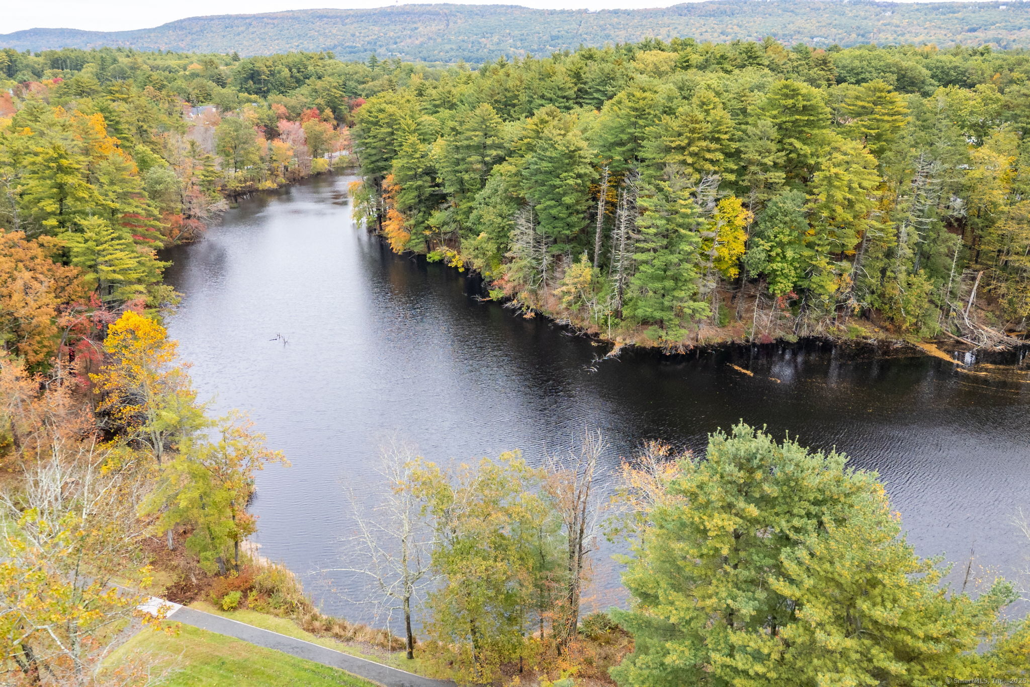 2 Highland Square Avon CT 06001