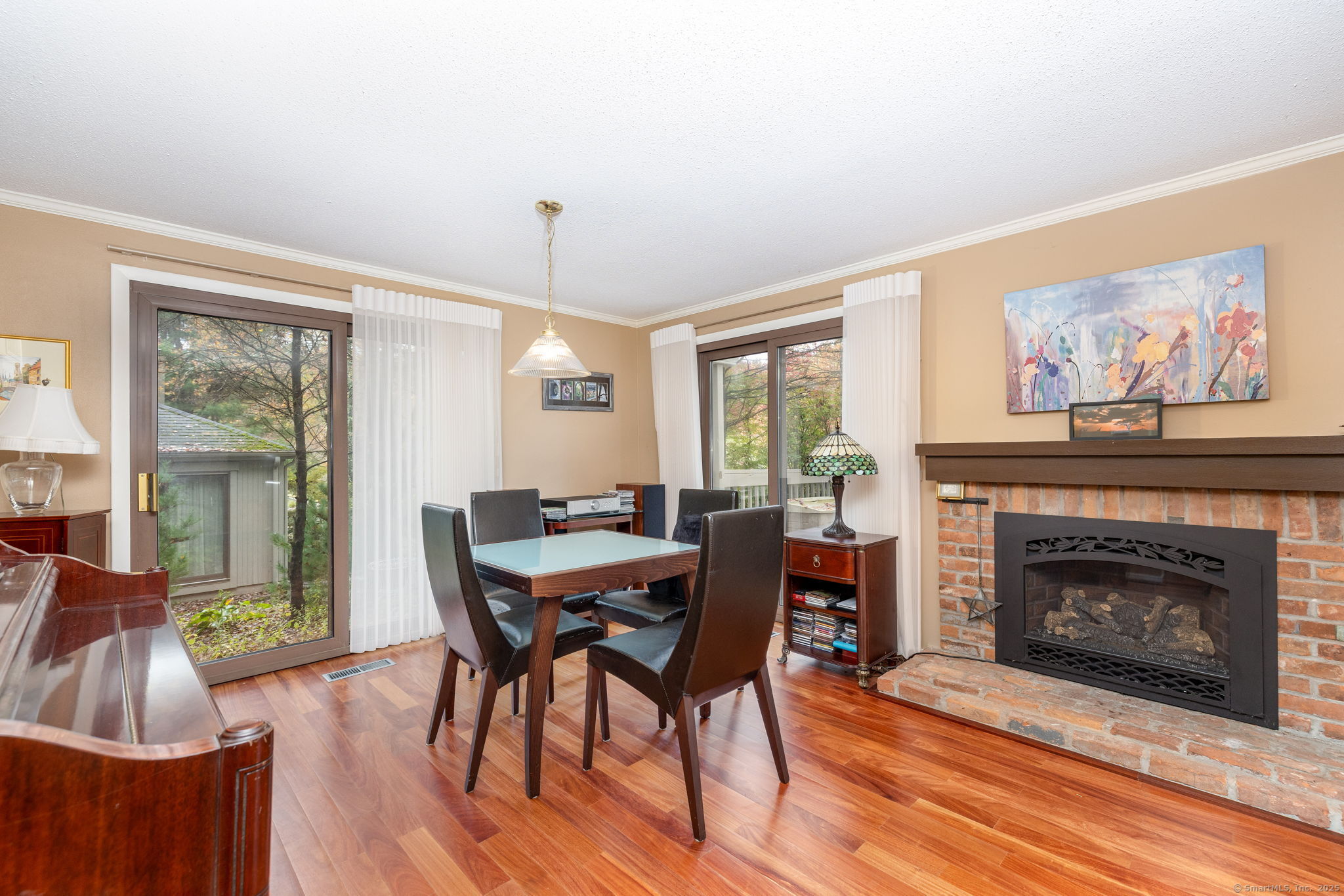 2 Highland Square Avon CT 06001