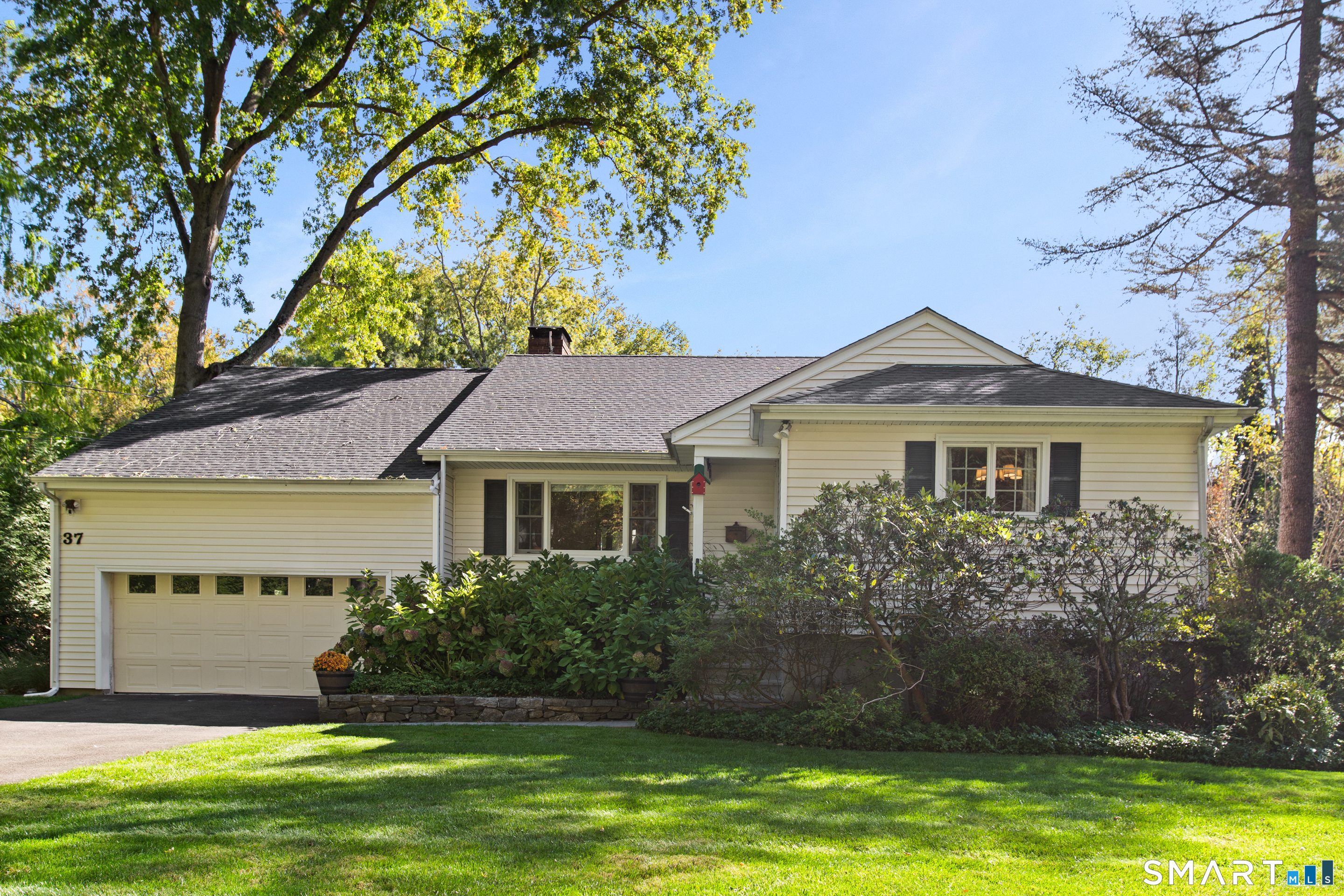 37 Midbrook Lane Greenwich CT 06870