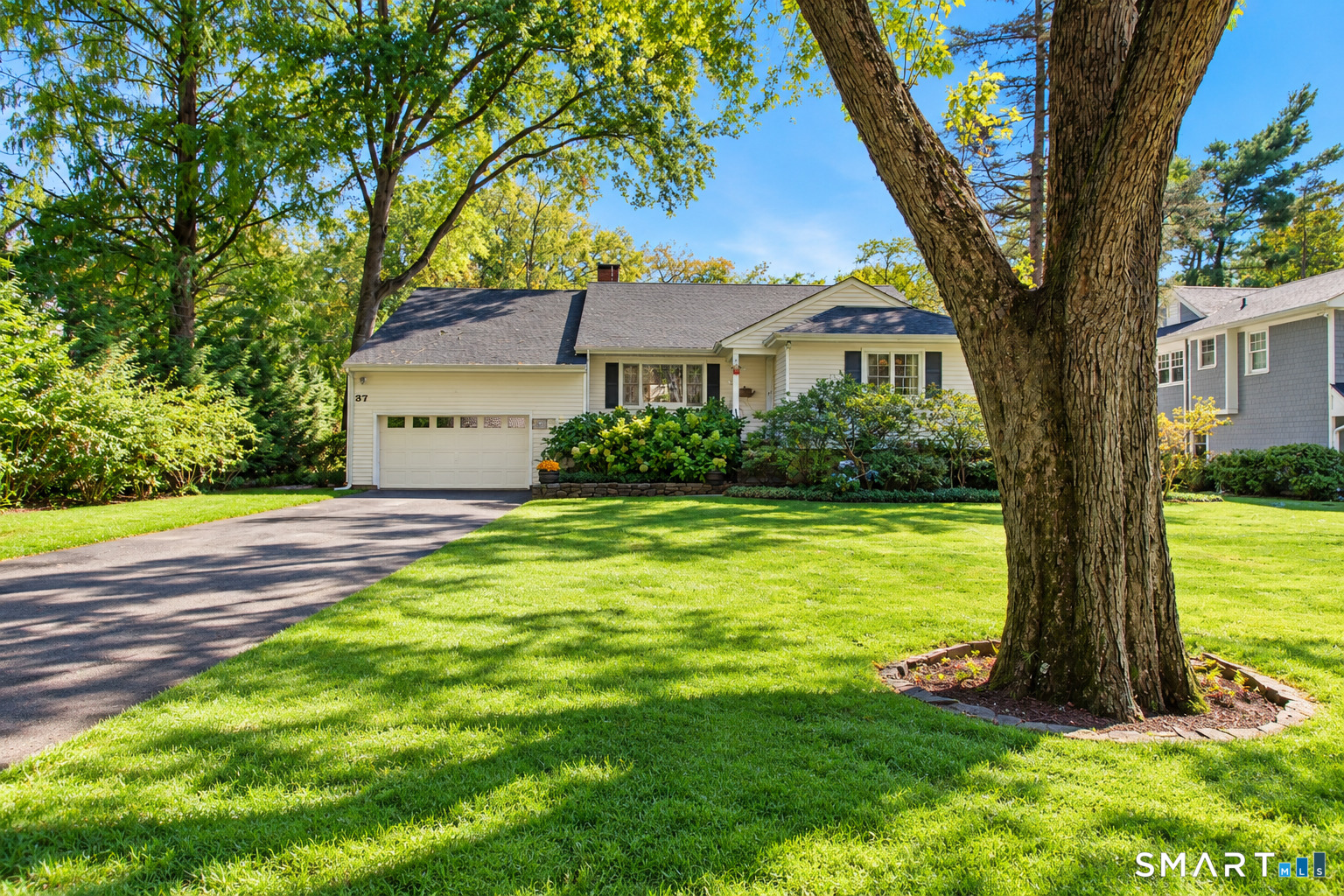 37 Midbrook Lane Greenwich CT 06870
