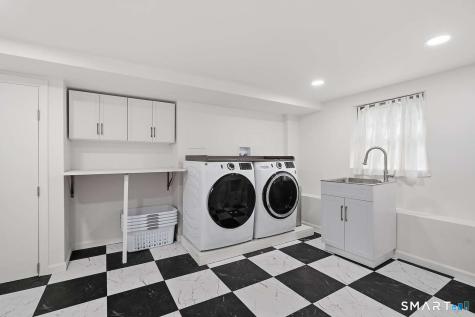 37 Midbrook Lane Greenwich CT 06870