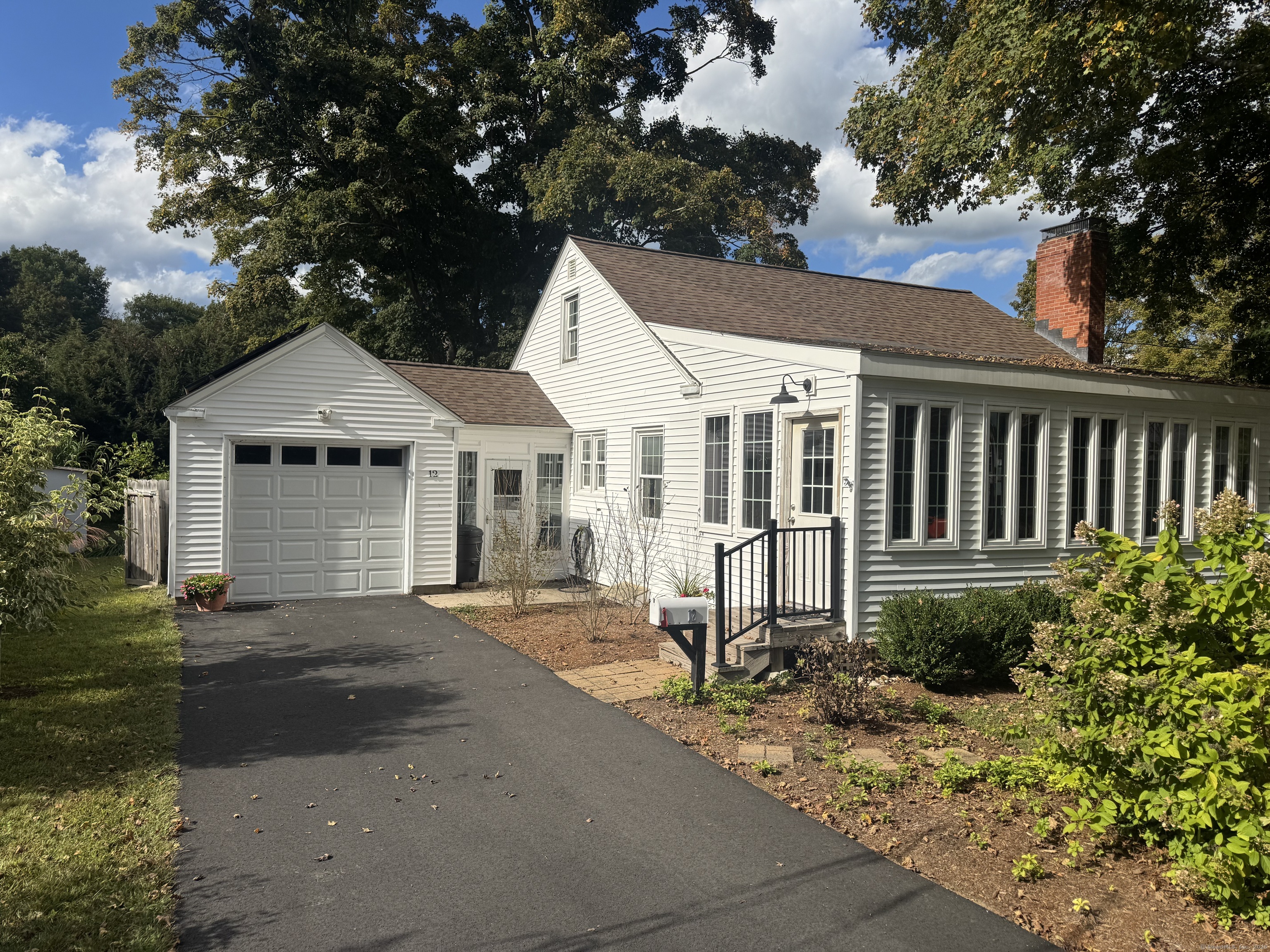 12 Jones Lane Deep River CT 06417