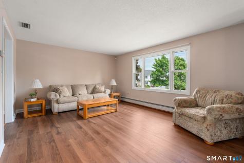 12 South Meadow Lane Enfield CT 06082