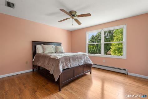 12 South Meadow Lane Enfield CT 06082