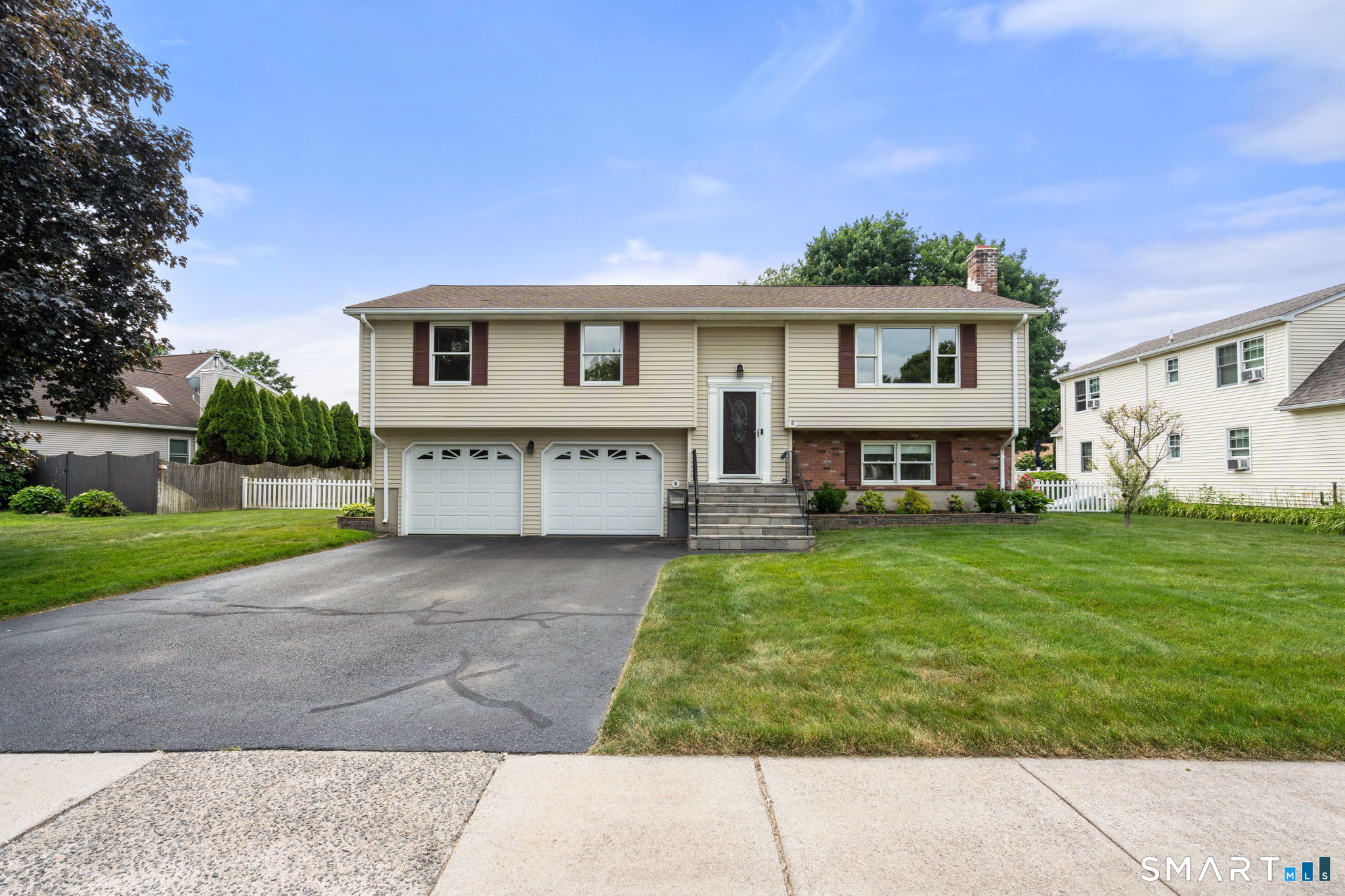 12 South Meadow Lane Enfield CT 06082