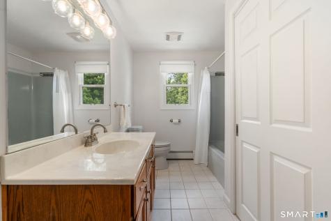 12 South Meadow Lane Enfield CT 06082