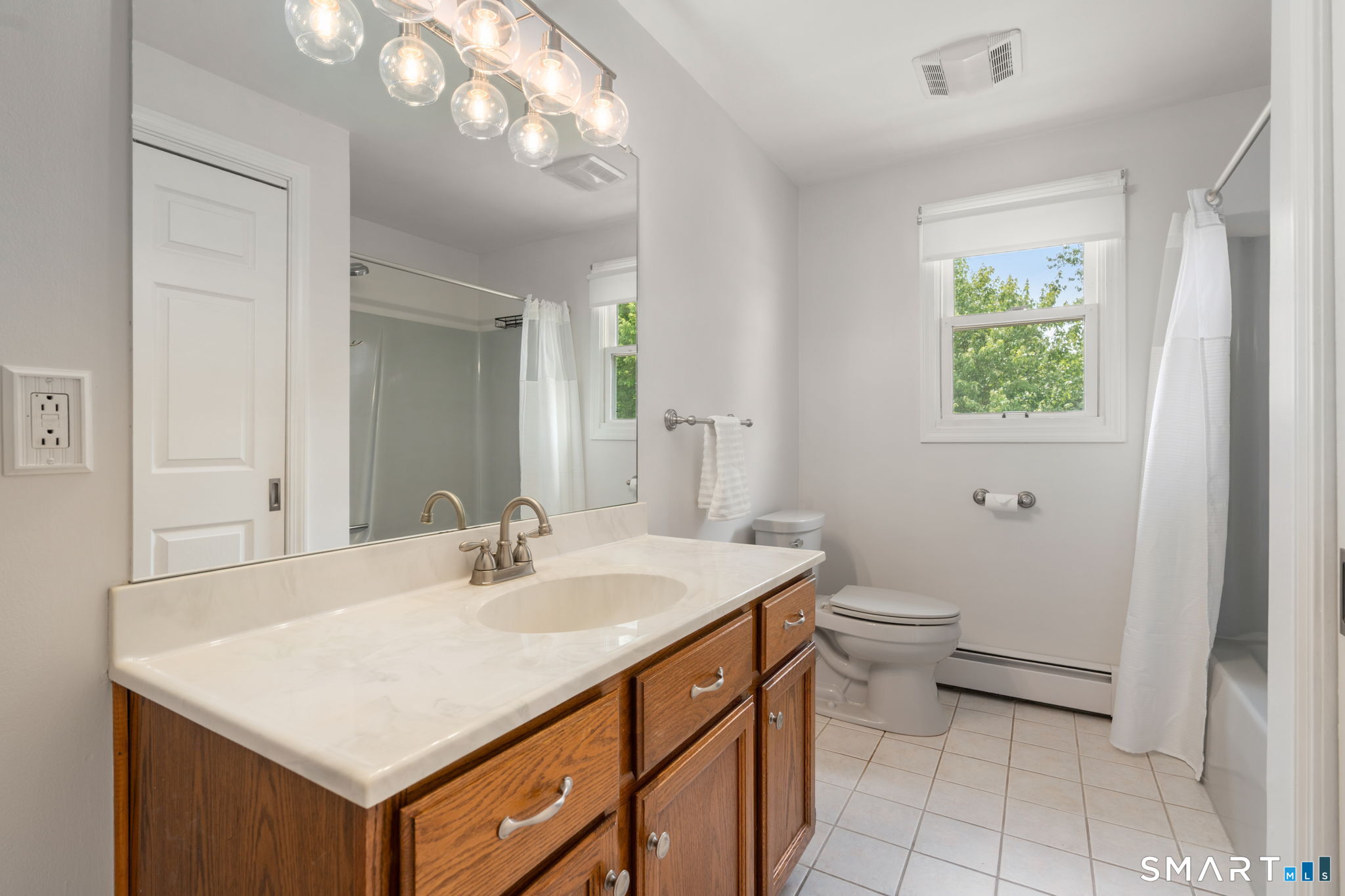 12 South Meadow Lane Enfield CT 06082
