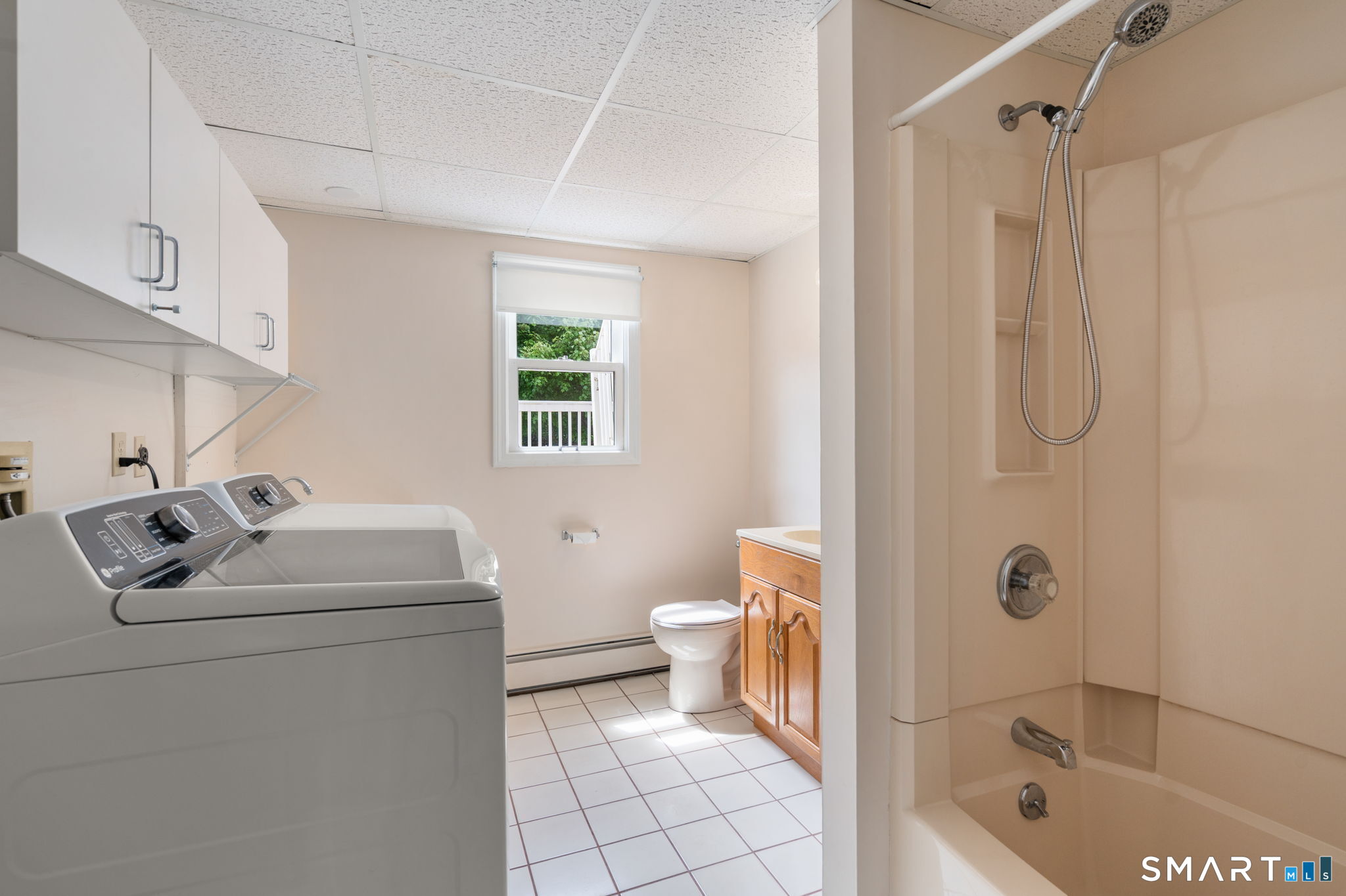 12 South Meadow Lane Enfield CT 06082