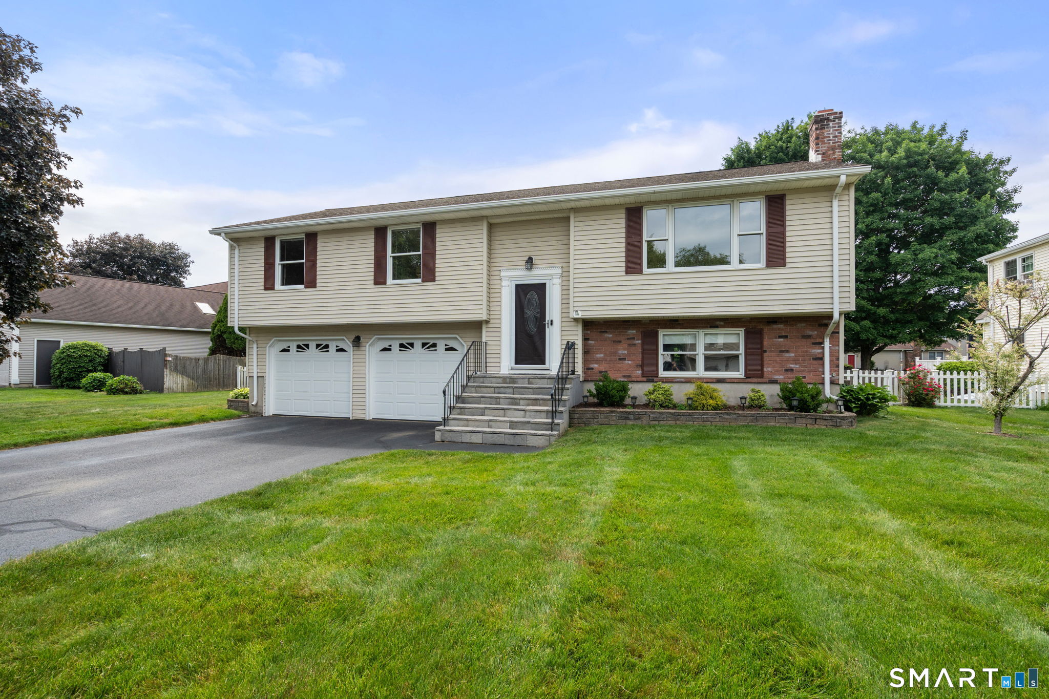12 South Meadow Lane Enfield CT 06082