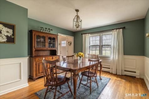 5 Mount Pleasant Road Newtown CT 06470
