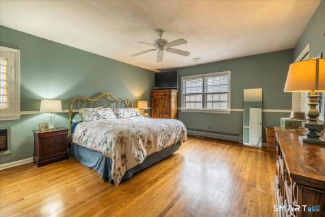 5 Mount Pleasant Road Newtown CT 06470