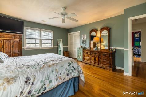 5 Mount Pleasant Road Newtown CT 06470