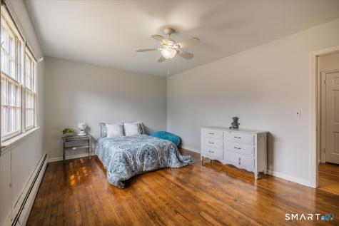 5 Mount Pleasant Road Newtown CT 06470