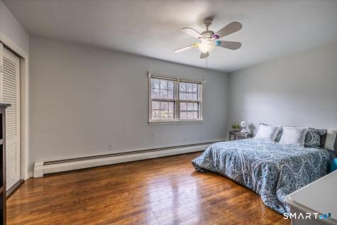 5 Mount Pleasant Road Newtown CT 06470