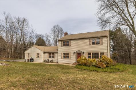 5 Mount Pleasant Road Newtown CT 06470
