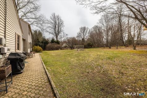 5 Mount Pleasant Road Newtown CT 06470
