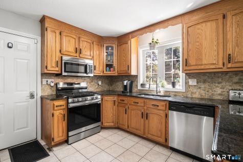 187 Cariati Boulevard Meriden CT 06451