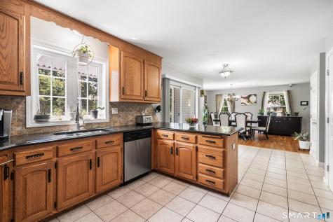 187 Cariati Boulevard Meriden CT 06451
