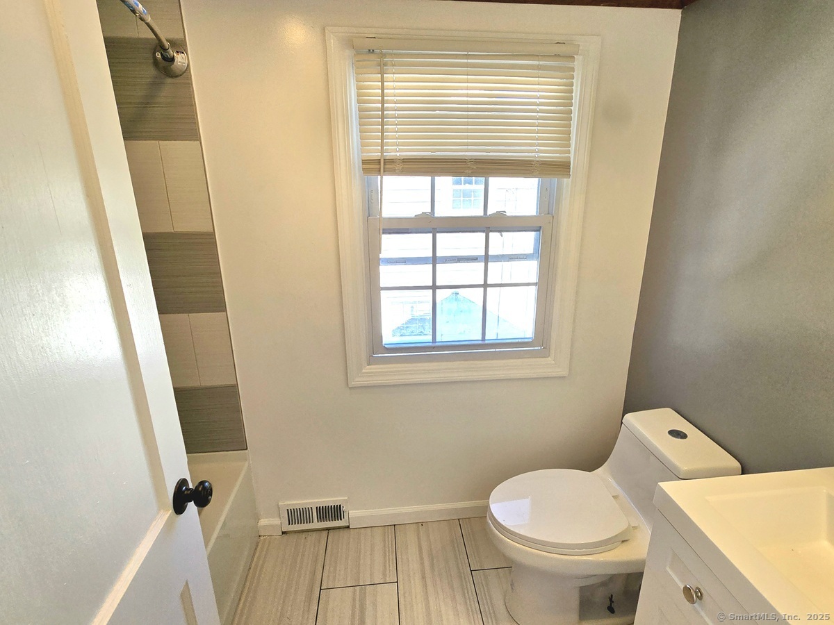 127 Hollywood Avenue West Hartford CT 06110