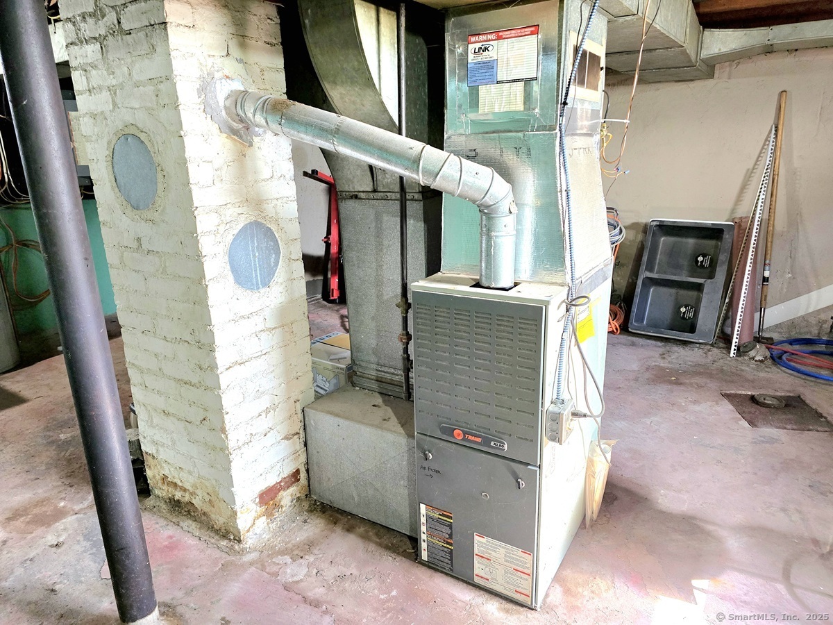 127 Hollywood Avenue West Hartford CT 06110