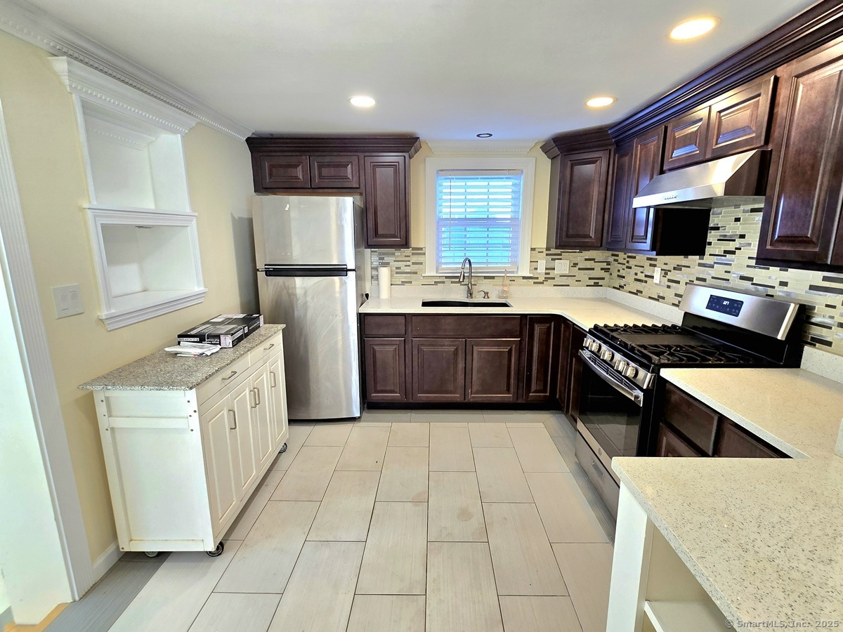 127 Hollywood Avenue West Hartford CT 06110