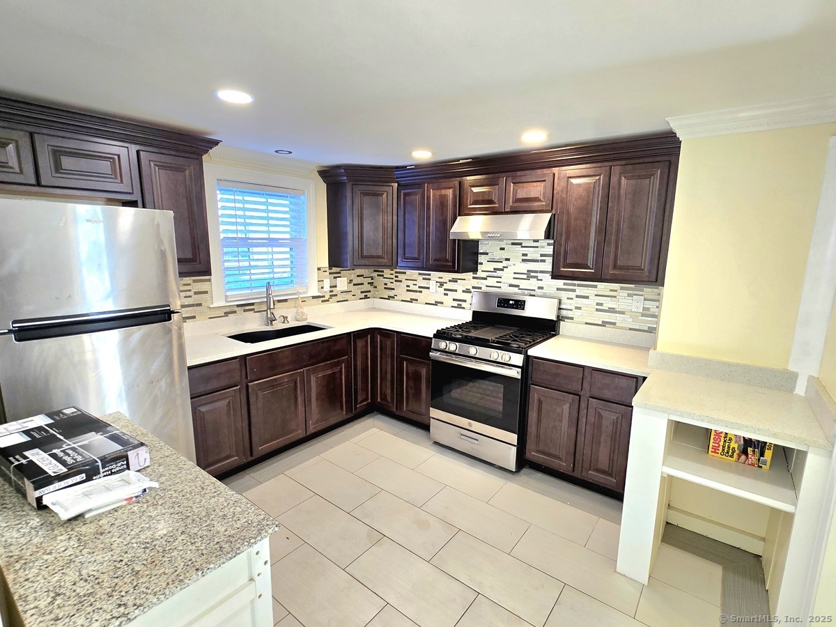 127 Hollywood Avenue West Hartford CT 06110