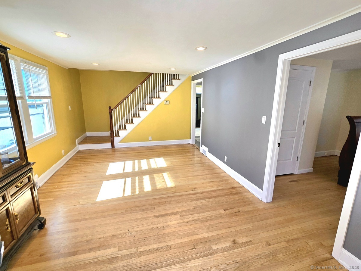 127 Hollywood Avenue West Hartford CT 06110