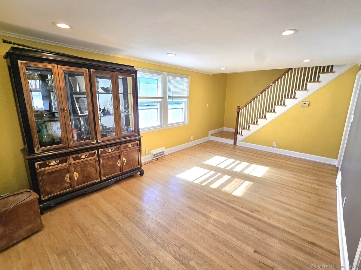 127 Hollywood Avenue West Hartford CT 06110