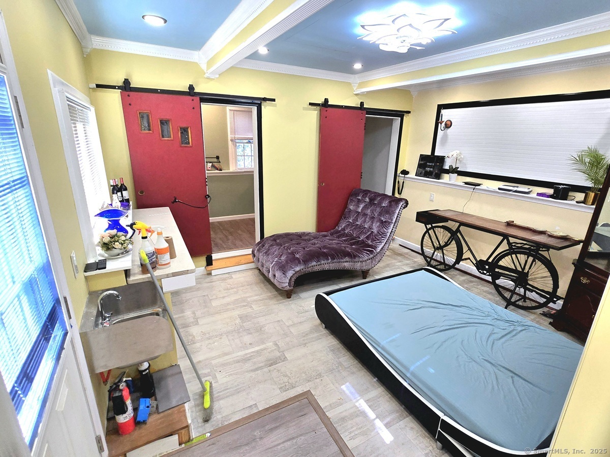 127 Hollywood Avenue West Hartford CT 06110