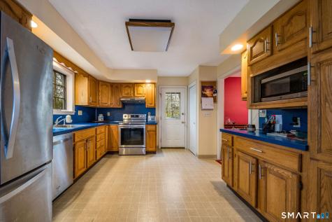 526 Horse Pond Road Madison CT 06443