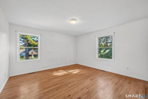 15 Barker Place Branford CT 06405